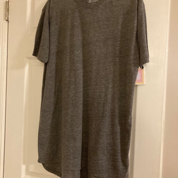 Lot of 3 LuLaRoe Mens t-shirts called Patrick,  New With Tags - Picture 8 of 13